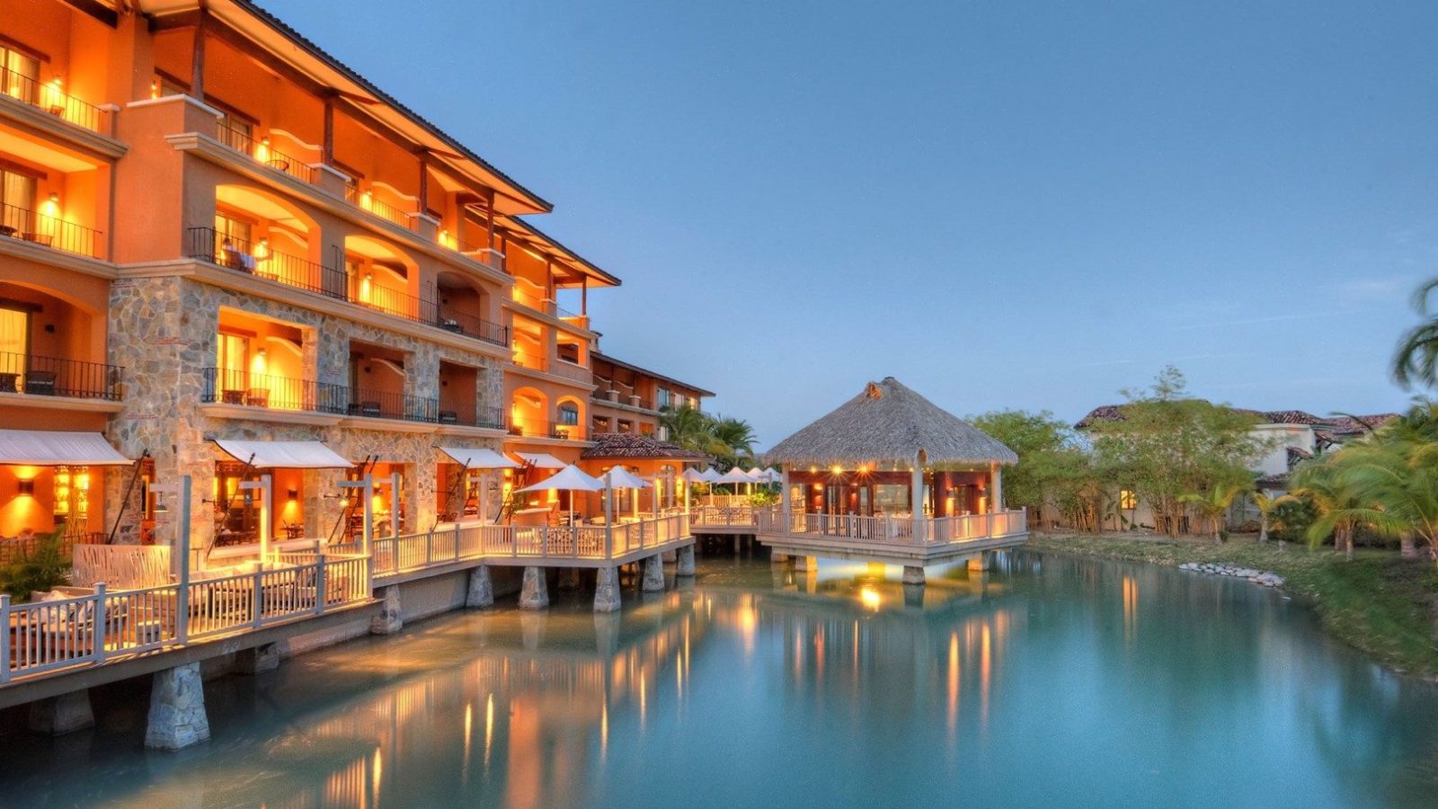 Panama-Wildlife-Tours-JW-Marriot-Golf-Beach-Resort_Exterior-02